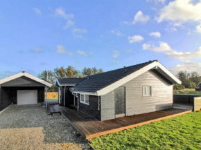 Holiday Home Oskarvine - 900m from the sea in NW Jutland by Interhome